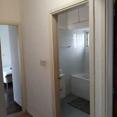 דירה Oceanic 2 Bed Next To The Beach לימסול
