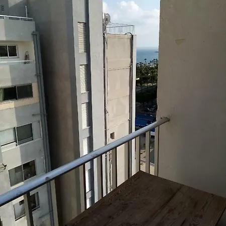 Oceanic 2 Bed Next To The Beach דירה *